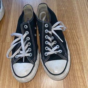 Black converse